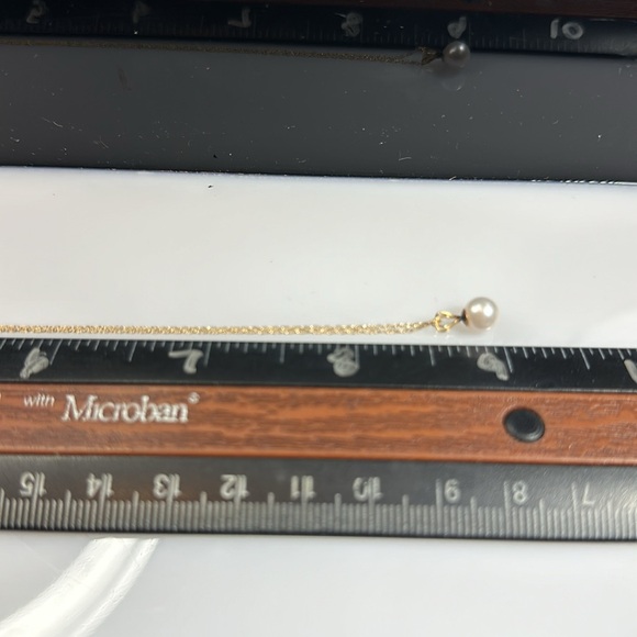 14KT Gold Akoya Pearls Necklace & Pearl Earrings Set - Picture 11 of 11